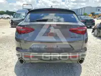 2021 Alfa Romeo Stelvio фото