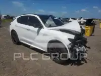 2021 Alfa Romeo Stelvio фото
