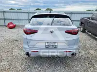 2021 Alfa Romeo Stelvio фото