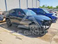 2021 Alfa Romeo Stelvio фото
