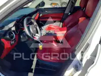 2021 Alfa Romeo Stelvio фото