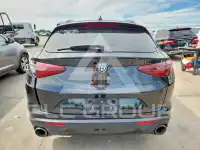 2021 Alfa Romeo Stelvio фото