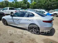 2021 Alfa Romeo Giulia фото