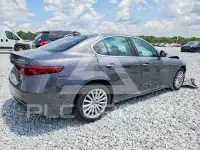2021 Alfa Romeo Giulia фото