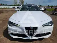 2021 Alfa Romeo Giulia фото