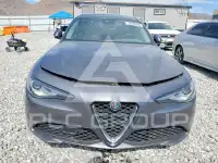 2021 Alfa Romeo Giulia фото