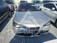 2021 Alfa Romeo Giulia фото