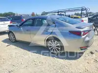 2021 Lexus ES photo