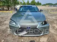 2021 Lexus ES300 photo