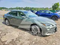 2021 Lexus ES300 photo