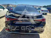2021 Lexus ES300 photo