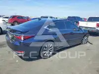 2021 Lexus ES300 фото