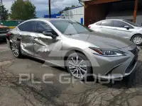 2021 Lexus ES300 фото