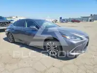 2021 Lexus ES300 фото