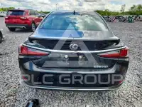 2021 Lexus ES300 фото