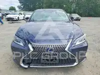 2021 Lexus ES300 фото