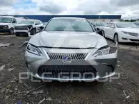 2021 Lexus ES300 photo