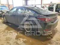 2021 Lexus ES300 photo