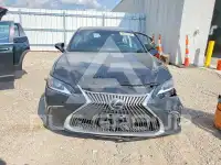 2021 Lexus ES250 photo