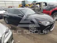 2021 Lexus ES350 photo