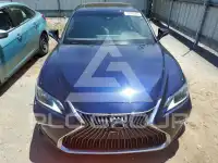 2021 Lexus ES350 photo