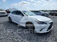 2021 Lexus ES350 photo