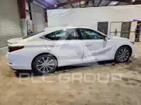 2021 Lexus ES350 photo
