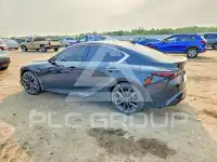 2021 Lexus IS photo