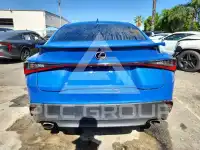 2021 Lexus IS photo