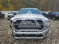 2021 RAM 3500 photo