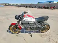2021 Yamaha XSR700 фото