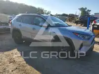 2021 Toyota RAV4 фото