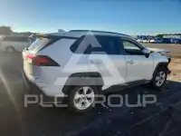 2021 Toyota RAV4 фото