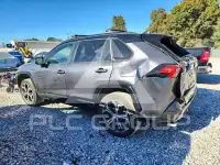 2021 Toyota RAV4 фото