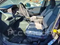 2021 Toyota RAV4 фото