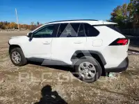 2021 Toyota RAV4 фото