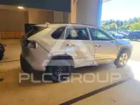 2021 Toyota RAV4 фото