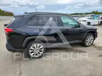 2021 Toyota RAV4 photo
