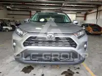 2021 Toyota RAV4 фото