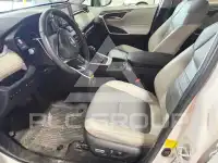 2021 Toyota RAV4 фото