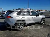 2021 Toyota RAV4 фото