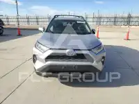 2021 Toyota RAV4 фото