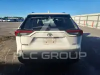 2021 Toyota RAV4 фото