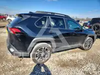 2021 Toyota RAV4 фото