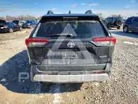 2021 Toyota RAV4 фото