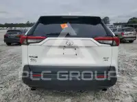 2021 Toyota RAV4 фото