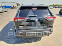 2021 Toyota RAV4 фото