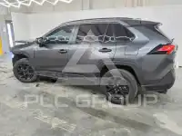 2021 Toyota RAV4 фото