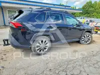 2021 Toyota RAV4 фото