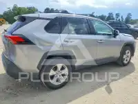 2021 Toyota RAV4 photo
